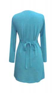Зимна блуза за бременни срязана под бюста от едноцветно плетиво
